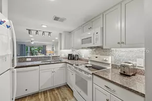 26 S Forest Beach Dr, Hilton Head Island, SC 29928 - Photo 9