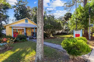 27 Calhoun St, Bluffton, SC 29910 - Photo 1