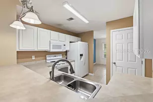 107 Heartstone Cir, Bluffton, SC 29910 - Photo 9
