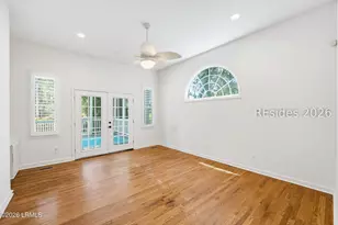 81 Dolphin Point Dr, Beaufort, SC 29907 - Photo 27