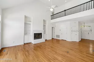 81 Dolphin Point Dr, Beaufort, SC 29907 - Photo 13