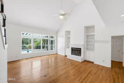 81 Dolphin Point Drive, Beaufort, SC 29907 - Photo 11