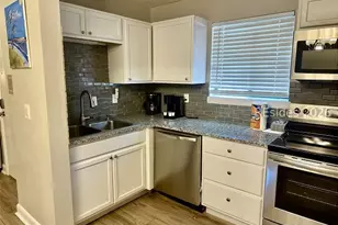 663 William Hilton Pkwy, Hilton Head Island, SC 29928 - Photo 15