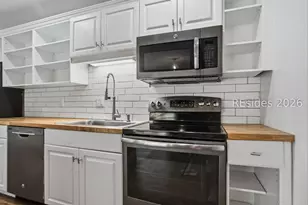 53 Delander Ct, Hilton Head Island, SC 29928 - Photo 9