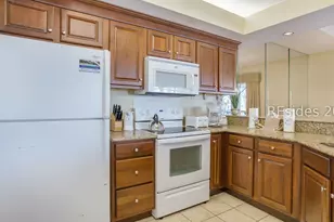 14 Wimbledon Ct, Hilton Head Island, SC 29928 - Photo 7