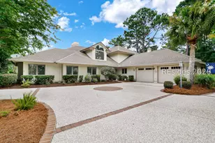 13 Wild Laurel Ln, Hilton Head Island, SC 29926 - Photo 9