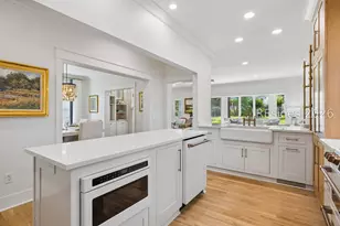 55 Crosstree Dr, Hilton Head Island, SC 29926 - Photo 13