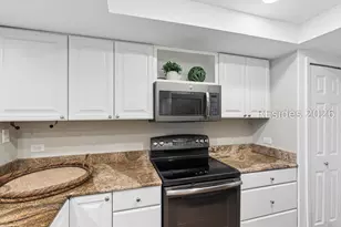 13 Harbourside Ln, Hilton Head Island, SC 29928 - Photo 5