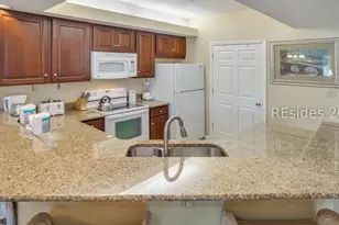 14 Wimbledon Ct, Hilton Head Island, SC 29928 - Photo 9