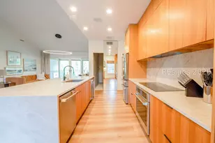 42 Ashton Cove Dr, Hilton Head Island, SC 29928 - Photo 17