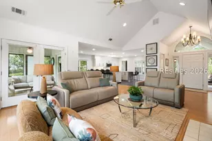 9 Wild Holly Ct, Hilton Head Island, SC 29926 - Photo 3