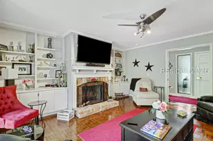 33 Oak Ct, Hilton Head Island, SC 29928 - Photo 5