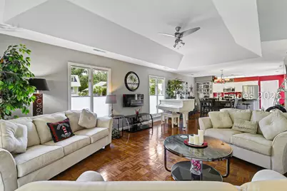 33 Oak Court, Hilton Head Island, SC 29928 - Photo 11