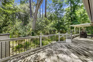 33 Oak Ct, Hilton Head Island, SC 29928 - Photo 3