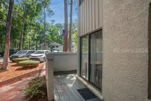 90 Gloucester Rd, Hilton Head Island, SC 29928 - Photo 7