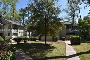 90 Gloucester Rd, Hilton Head Island, SC 29928 - Photo 3