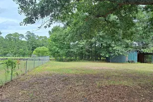 4313 Pinewood Cir, Beaufort, SC 29906 - Photo 13