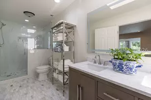 37 Kingston Rd, Hilton Head Island, SC 29928 - Photo 31