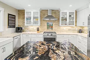 50 Plantation Dr, Hilton Head Island, SC 29928 - Photo 5