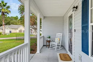 8 Shiney Leaf Ct, Beaufort, SC 29907 - Photo 3