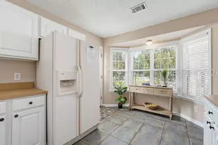 8 Shiney Leaf Ct, Beaufort, SC 29907 - Photo 13
