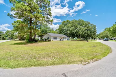 77 Pelican Circle, Beaufort, SC 29906 - Photo 5