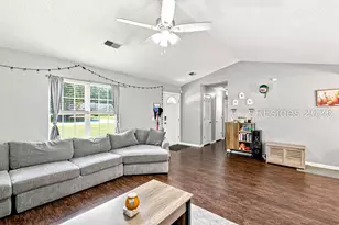 77 Pelican Cir, Beaufort, SC 29906 - Photo 7