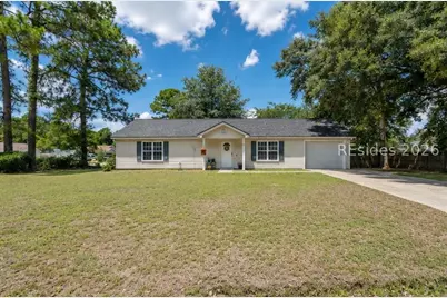 77 Pelican Circle, Beaufort, SC 29906 - Photo 1