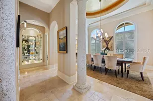 127 Fort Walker Dr, Hilton Head Island, SC 29928 - Photo 9