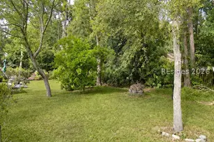 17 Monticello Dr, Hilton Head Island, SC 29926 - Photo 9