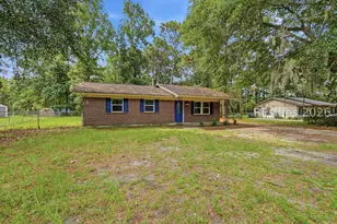 195 Bay Pines Rd, Beaufort, SC 29906 - Photo 3