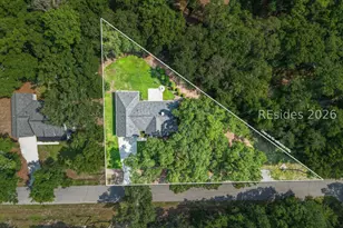 24 Alumni Rd, Beaufort, SC 29907 - Photo 3