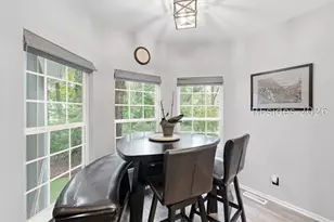 10 Victoria Square Dr, Hilton Head Island, SC 29926 - Photo 15