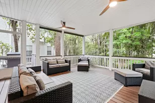10 Victoria Square Dr, Hilton Head Island, SC 29926 - Photo 17
