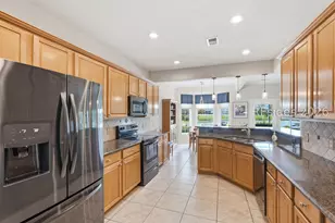 81 Holly Ribbons Cir, Bluffton, SC 29909 - Photo 5