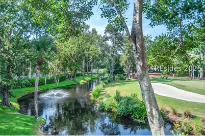 1 Gloucester Road #1804, Hilton Head Island, SC 29928 - Photo 5