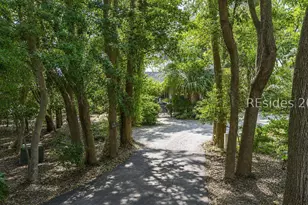 4 Middleton Pl, Hilton Head Island, SC 29928 - Photo 43
