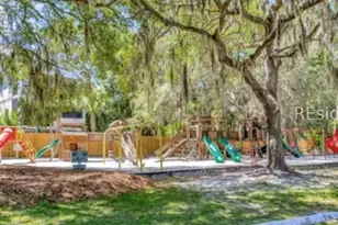 40 Folly Field Rd, Hilton Head Island, SC 29928 - Photo 23