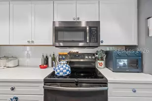 10 Camellia St, Hilton Head Island, SC 29928 - Photo 17