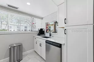 42 S Forest Beach Dr, Hilton Head Island, SC 29928 - Photo 7