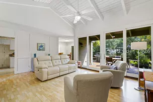 226 S Sea Pines Dr, Hilton Head Island, SC 29928 - Photo 9