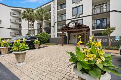 10 Lemoyne Avenue #413, Hilton Head Island, SC 29928 - Photo 3