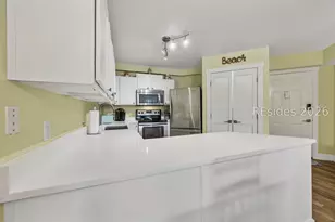 10 Lemoyne Ave, Hilton Head Island, SC 29928 - Photo 9