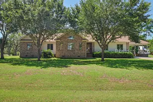 60 Adams Cir, Beaufort, SC 29902 - Photo 3