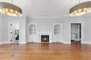 24 E Liberty St, Savannah, GA 31401 - Photo 11