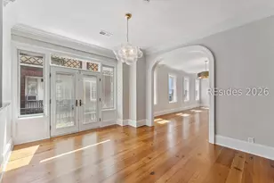 24 E Liberty St, Savannah, GA 31401 - Photo 9