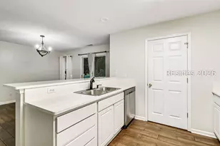 412 Gardners Cir, Bluffton, SC 29910 - Photo 11