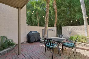 11 Tanglewood Dr, Hilton Head Island, SC 29928 - Photo 3