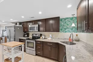 11 Tanglewood Dr, Hilton Head Island, SC 29928 - Photo 11