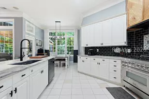 12 Island W Ct, Bluffton, SC 29910 - Photo 19